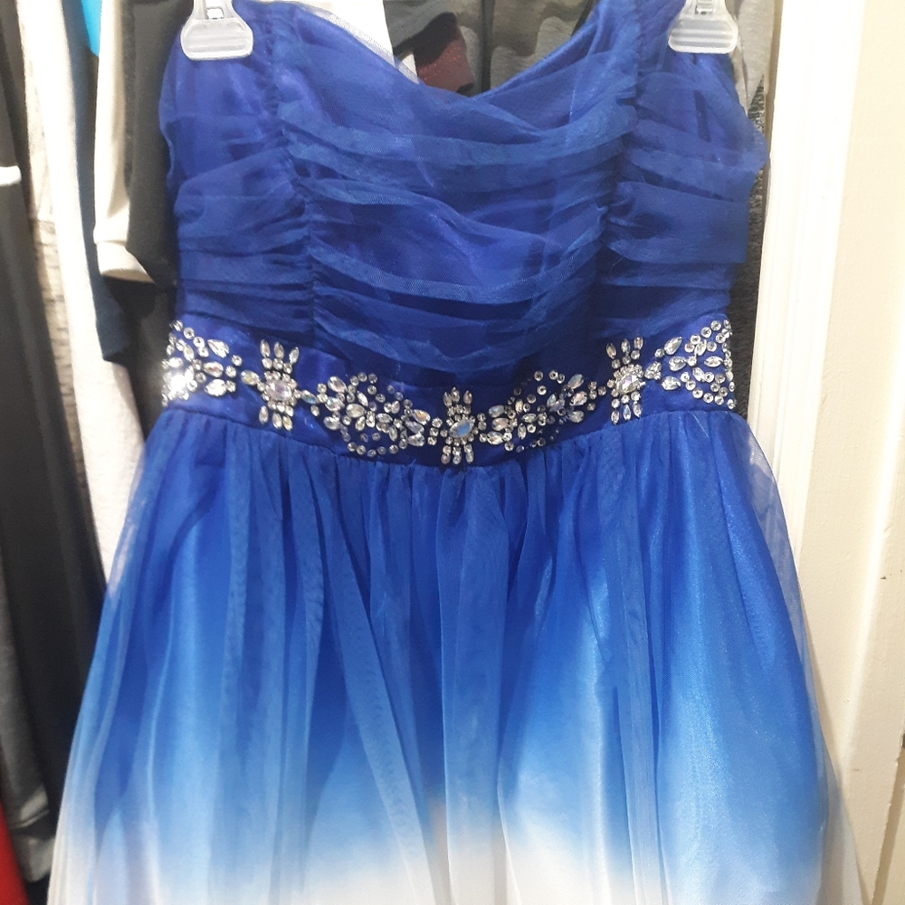 B. Darlin Short Strapless dress